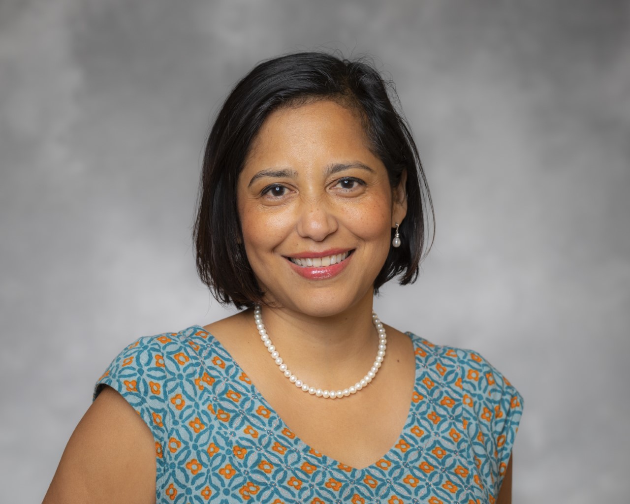 Headshot of Mariana Castro